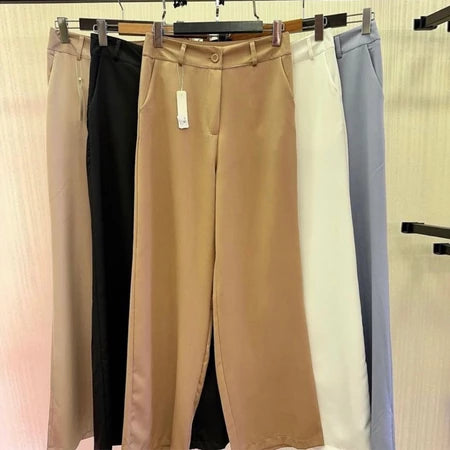 Calça Feminina Pantalona Wide Leg "Duna" com Botão